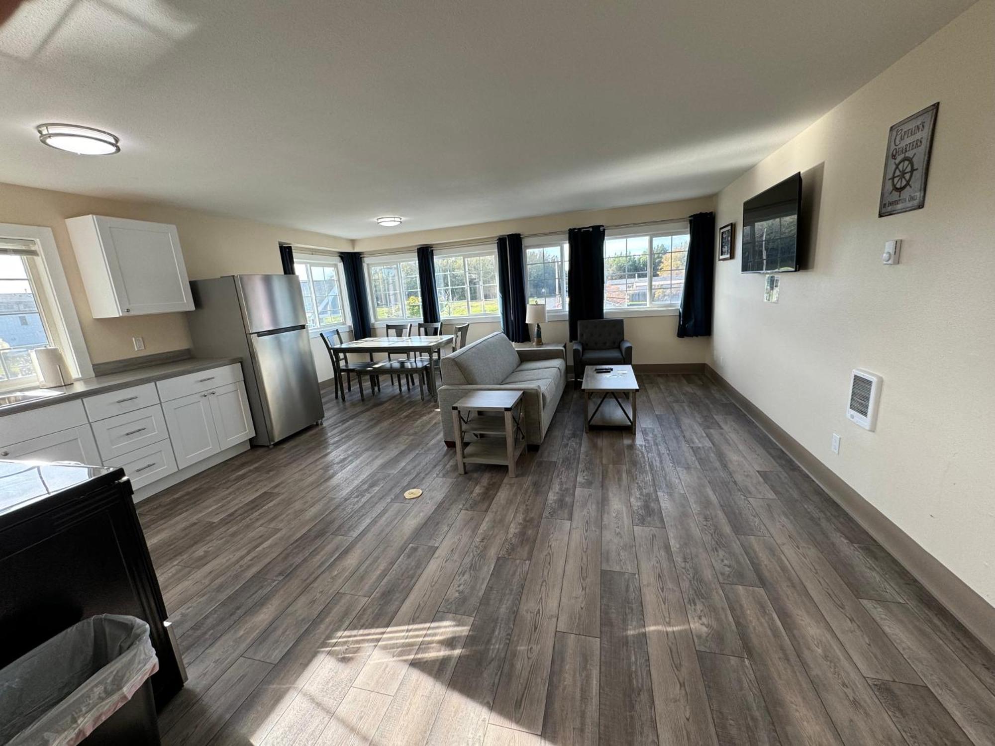 Coastal Inn And Suites ロングビーチ 部屋 写真